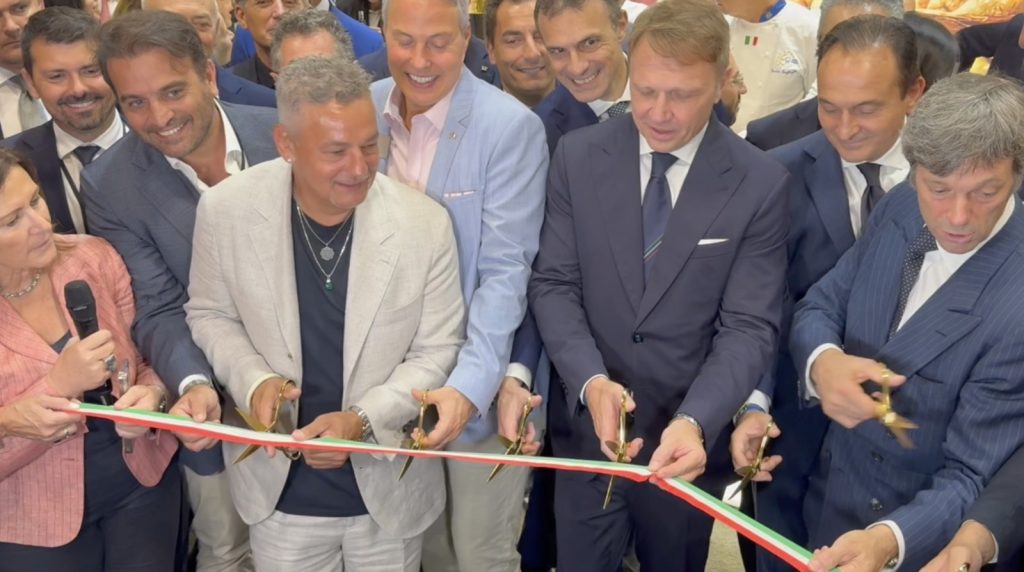 Summer Fancy Food: Baggio Unveils Italian Pavilion with a Boot-Shaped Cassata