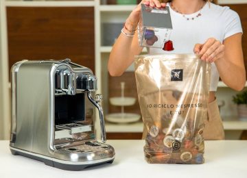 Capsule esauste di caffè in alluminio: accordo per il servizio di raccolta a domicilio a Milano
