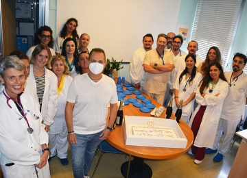 Festeggia il nono anniversario dal trapianto con i professionisti dell'ospedale