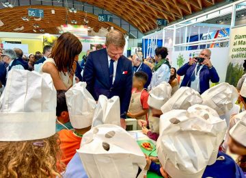 Frutta e Verdura nelle Scuole: Masaf Lancia un Bando da 14 Milioni