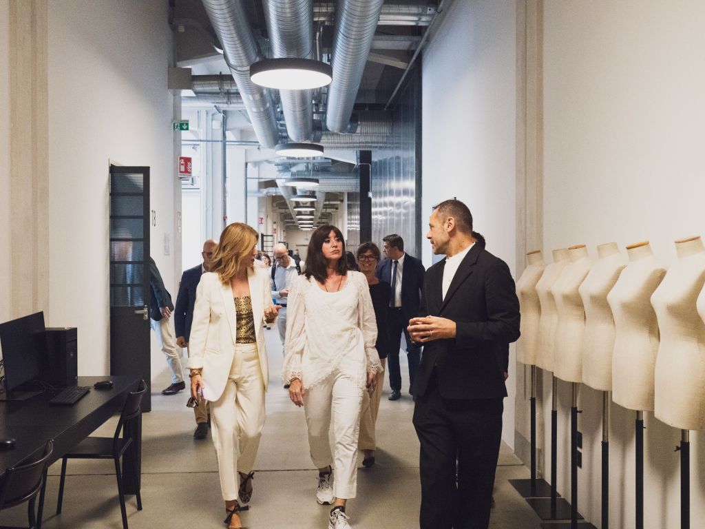 Il Ministro dell'Università e della Ricerca, Anna Maria Bernini, visita il Manifattura Campus di Polimoda a Firenze.