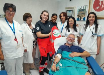 Ivan celebra la sua centesima donazione di sangue e condivide la 'cultura del dono'