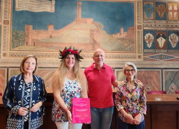 Ketty Nencioni si laurea con una tesi sull'Università del Tempo Libero di San Miniato