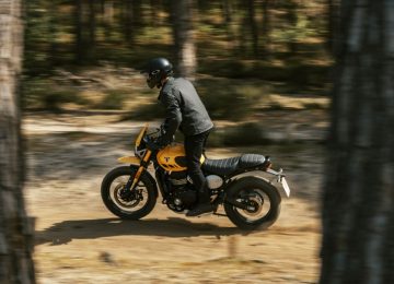 Nuova Triumph Scrambler 400 XC: La Sportiva Versatile e Pronta per Ogni Avventura