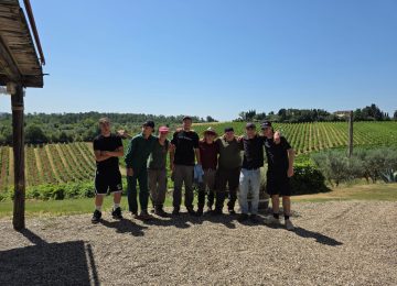 Otto allievi si diplomano agricoltori alla scuola per contadini.