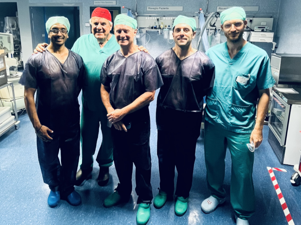 Trattamento innovativo del carcinoma prostatico: urologi egiziani e britannici in formazione all'Aoupin