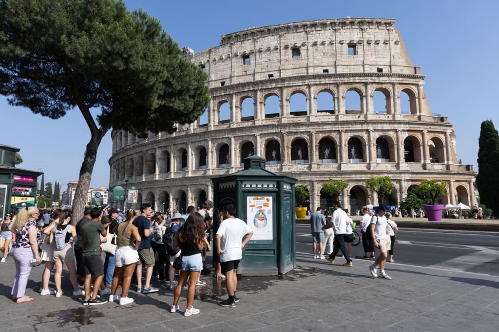 Turismo: Un fatturato di 15 miliardi di euro previsto per quest'estate