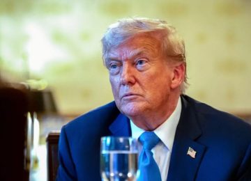 Trump dispiega due sottomarini nucleari in risposta alle 'provocazioni' di Medvedev