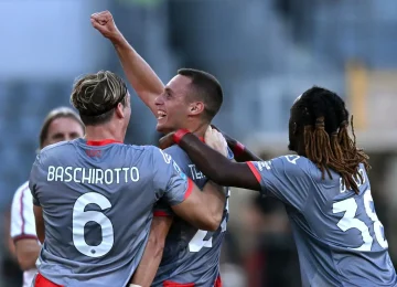 Cremonese Regina per Una Notte: Sassuolo Cede 3-2