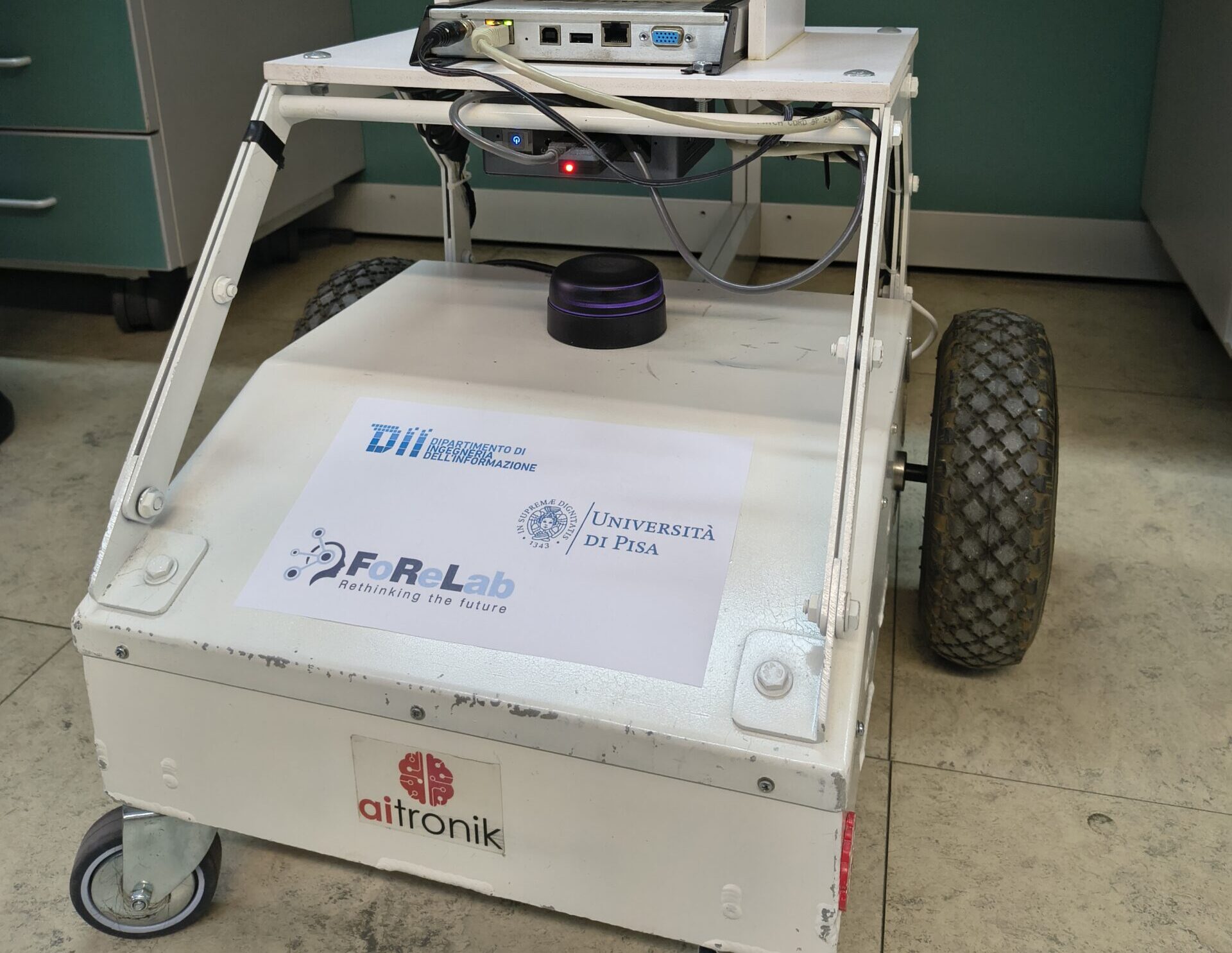 Aurora: il robot per la gestione digitale dei magazzini