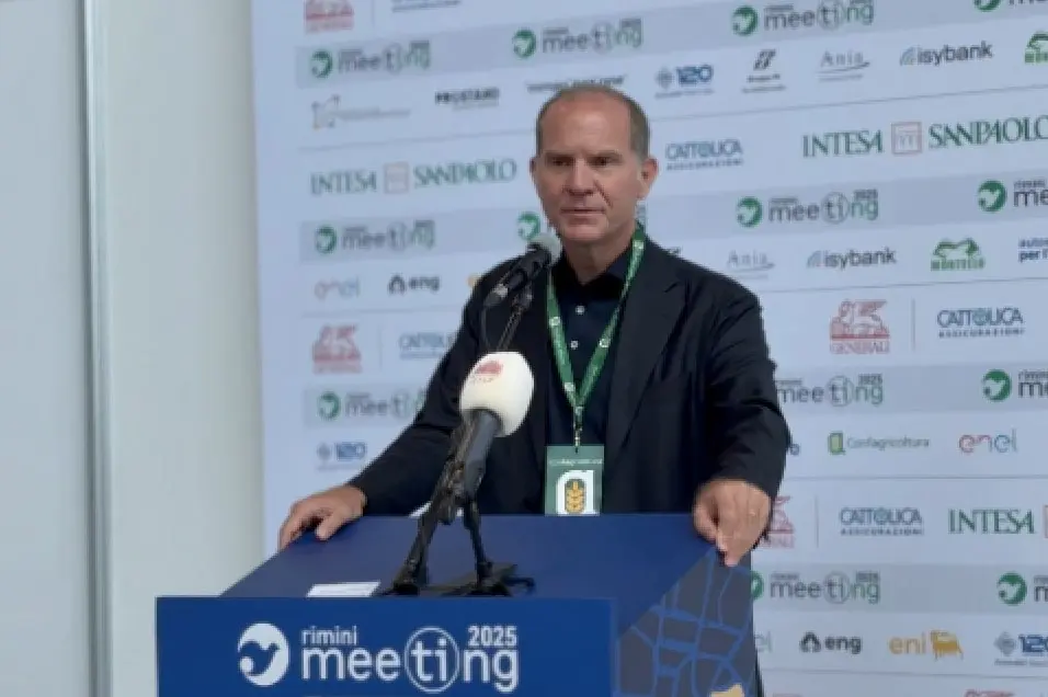 Dazi e Giansanti: 'L'agricoltura ha sempre subito, è tempo di dire basta'