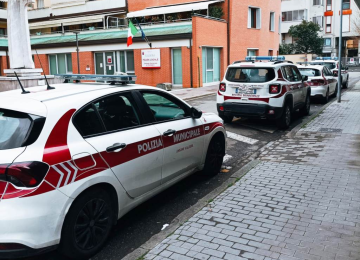 Furto in profumeria nel centro storico di Pontedera: arrestato