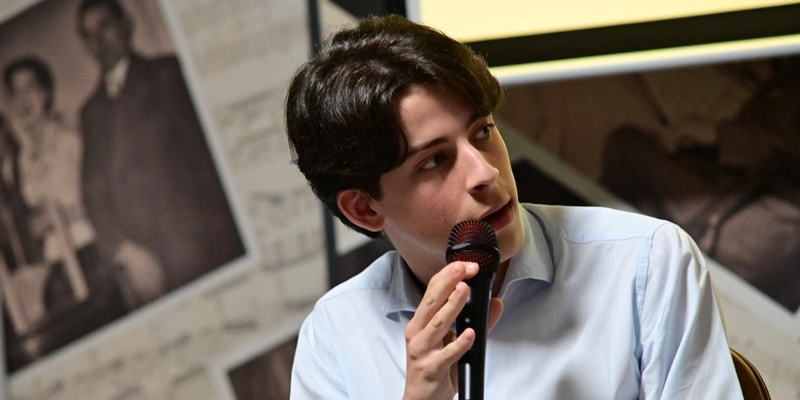 Giovani, pace e trasporto pubblico al centro