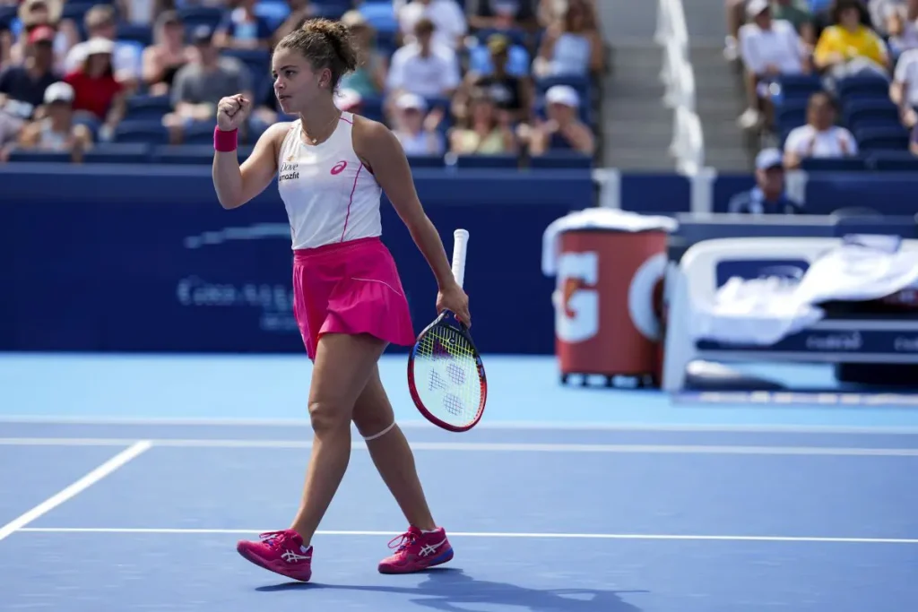 Jasmine Paolini Reach the Final in Cincinnati, Kudermetova Eliminated - Italpress News Agency