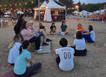 Lapi Gelatine porta il Yoga della Risata al Beat e inaugura la GenZone