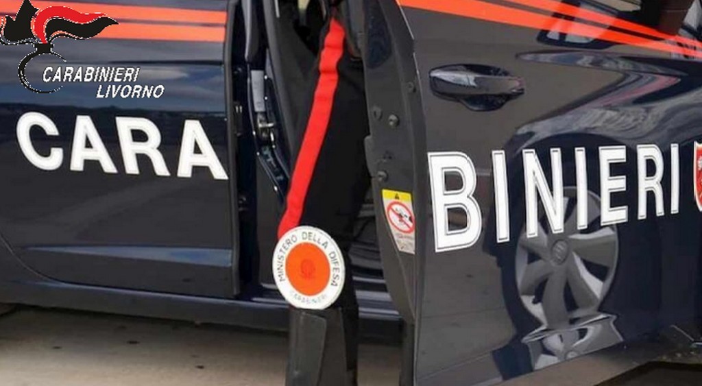 Minaccia e danneggia un autolavaggio: denunciato un ultrasessantenne a Piombino