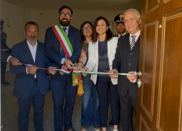 Nel Pescarese un bene confiscato alla criminalità si trasforma in un rifugio per donne vittime di violenza.