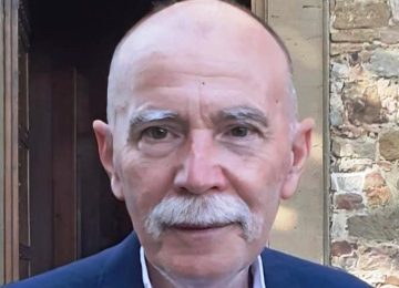 Vaiano in lutto per la scomparsa dell'ex sindaco Stefano Arrighini: la famiglia chiede donazioni per Gazain.