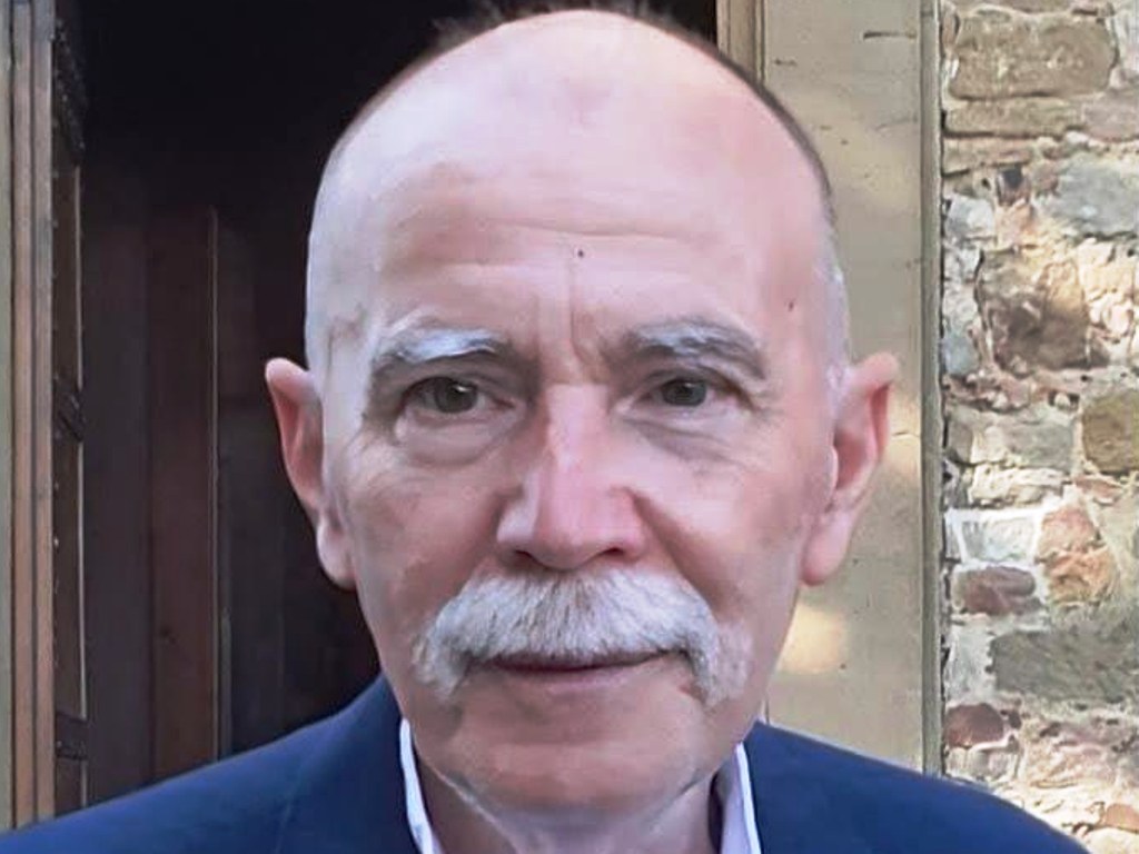 Vaiano in lutto per la scomparsa dell'ex sindaco Stefano Arrighini: la famiglia chiede donazioni per Gazain.