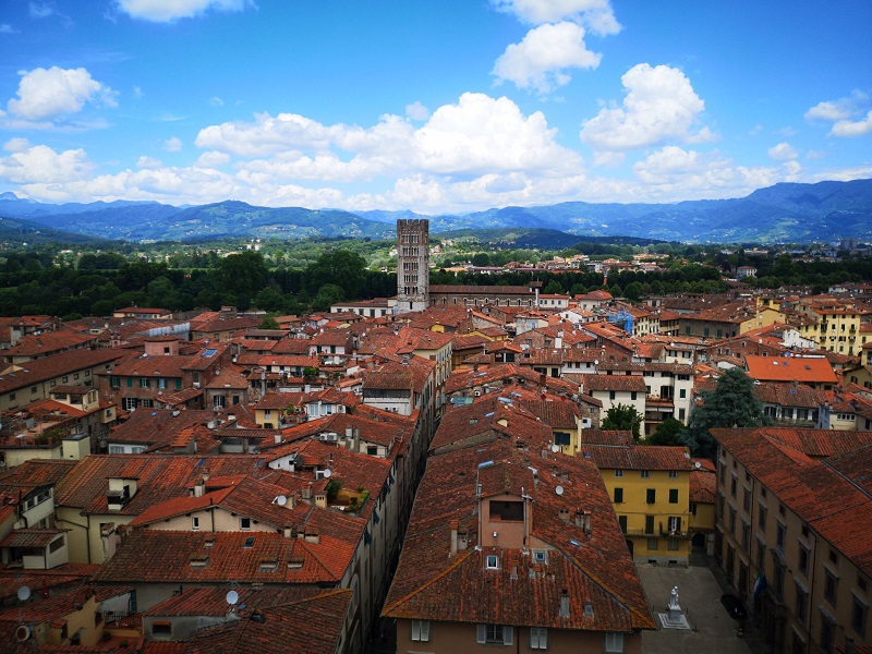 "... e la luna bussò!" La Notte Bianca fa il suo ritorno in Piazza San Francesco
