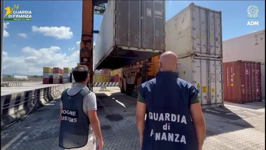 Sequestrati 288 chili di cocaina al porto di Gioia Tauro