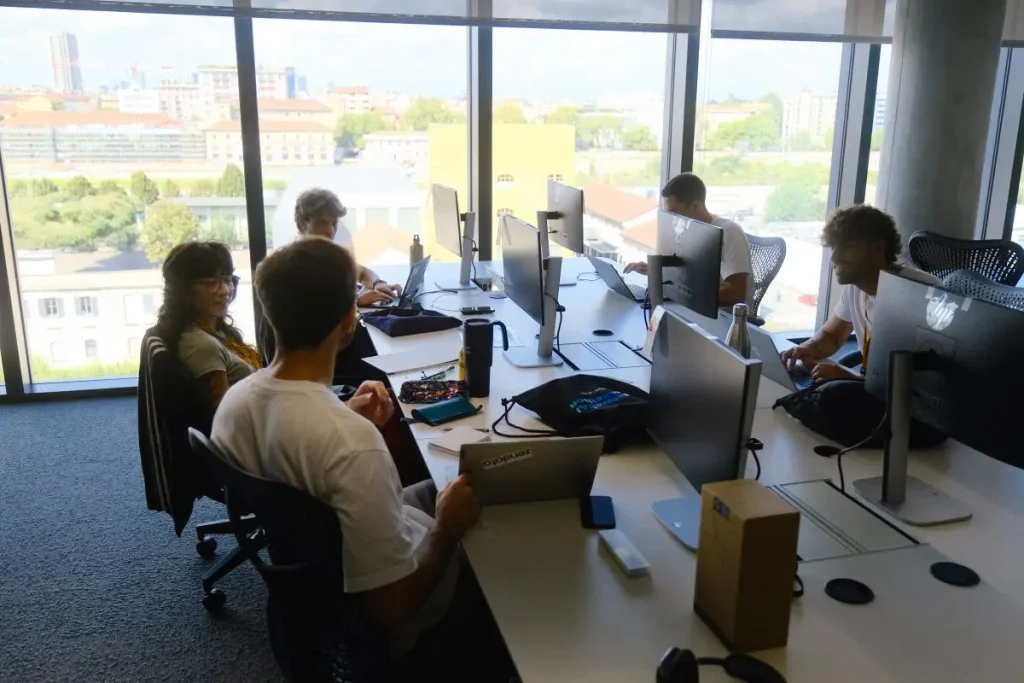 IA: L'Hackathon di Fastweb e Vodafone celebra i giovani innovatori
