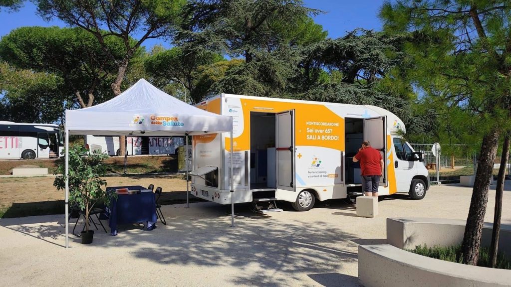 Al via il progetto di prevenzione "Nontiscordardimé 2025": screening gratuiti per gli over 65 nelle ASL di Roma