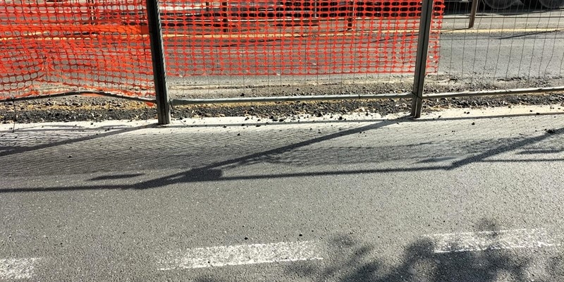 Firenze: Il pavé ballerino di Viale Giannotti fa perdere equilibrio e pazienza ai fiorentini.