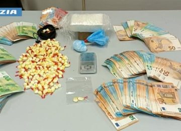 Firenze, operazione antidroga: sequestrati 500 grammi di cocaina e 35.000 euro in contante.