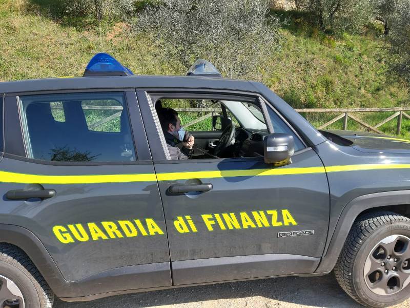 Grosseto: sequestrato un immobile acquistato con fondi illeciti
