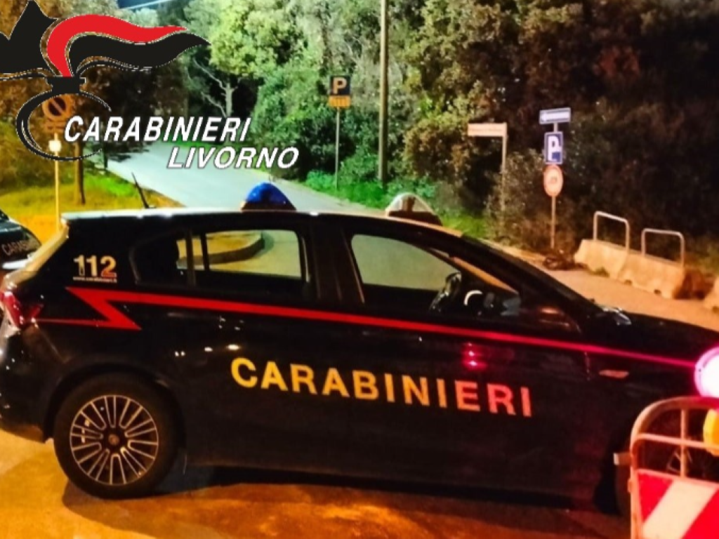 Piombino, ruba 10 euro e fugge: denunciato un 24enne.