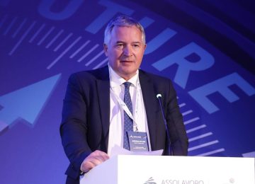 Primo Semestre 2025: Boom di Assunzioni a Tempo Indeterminato da Parte delle Agenzie per il Lavoro