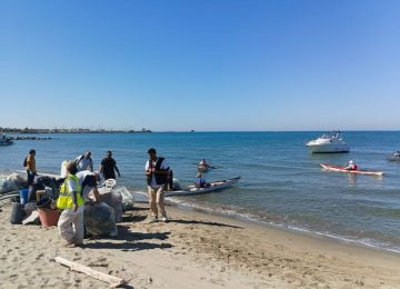 Spiaggia di Boccadarno: oltre 5 tonnellate di rifiuti raccolti in una sola mattinata