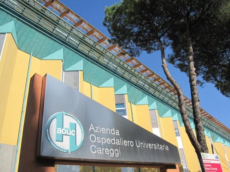 Studentessa in gravi condizioni dopo essere caduta dal terrazzo di un hotel a Firenze.