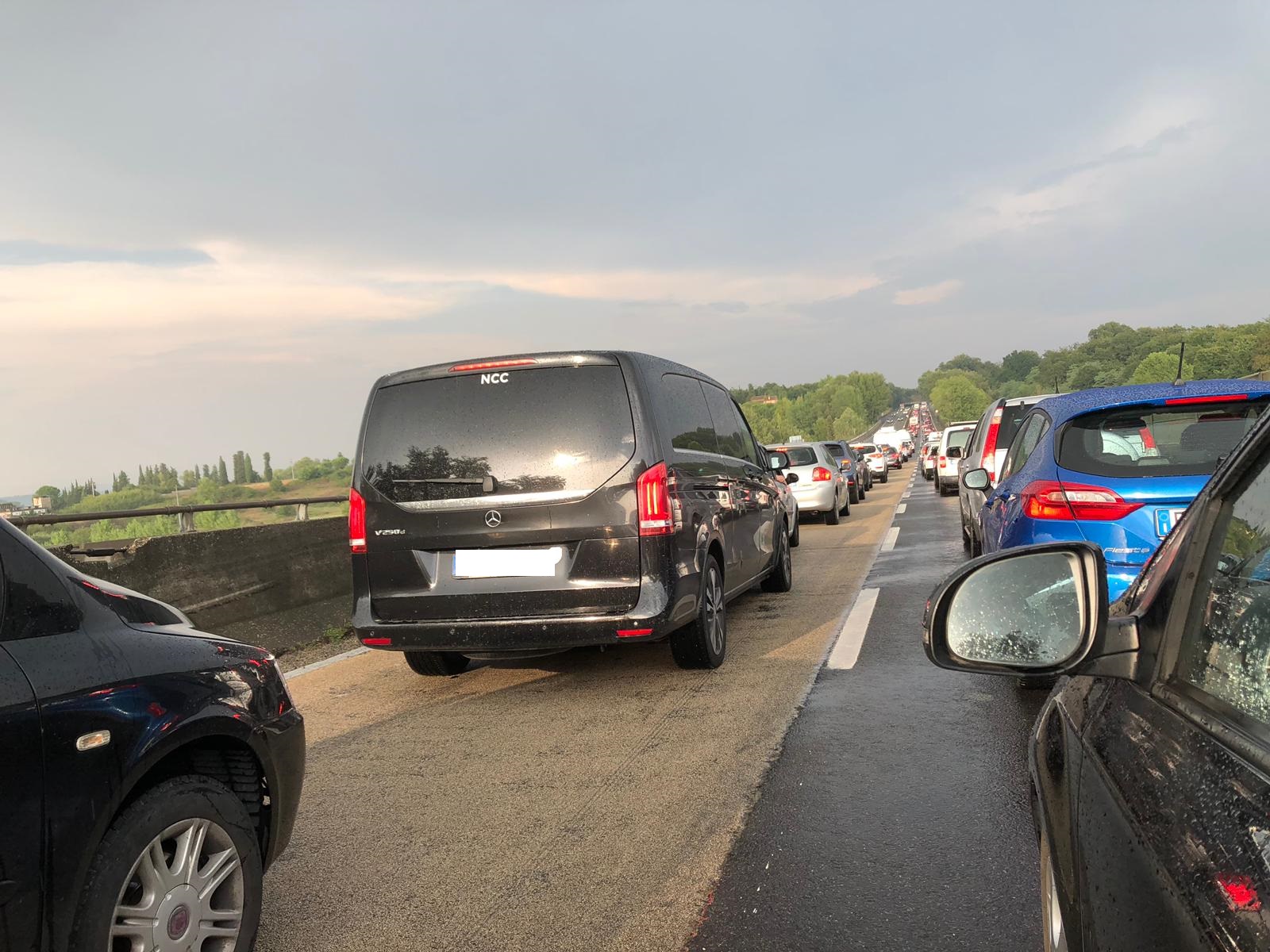 Incidente sulla Fi-Pi-Li a Empoli Est: rallentamenti verso Pisa