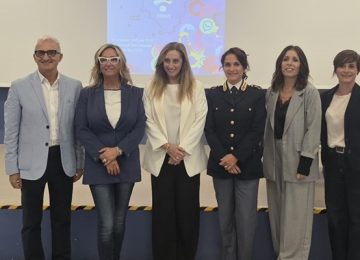 Alfabetizzazione Digitale nelle Scuole Toscane: Iniziativa contro il Cyberbullismo