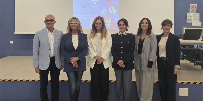 Alfabetizzazione Digitale nelle Scuole Toscane: Iniziativa contro il Cyberbullismo