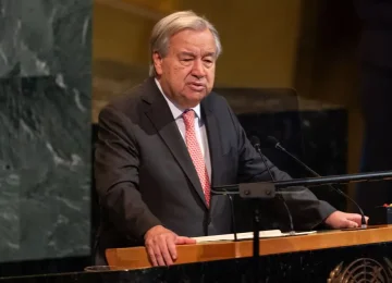 Ad Hanoi, 65 Paesi firmano il trattato ONU sulla lotta alla criminalità informatica: Guterres lo definisce un 'passo storico'