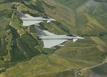 Allerta tra Toscana ed Emilia-Romagna: paura per il bang sonico degli aerei dell'Aeronautica