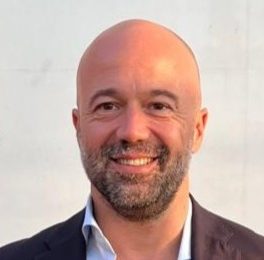 Firenze Ovest: panchina presso Carovani