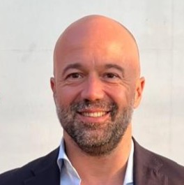 Firenze Ovest: panchina presso Carovani