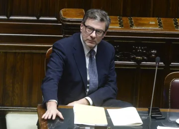 Giorgetti: "Razionale Utilizzo delle Risorse per Affrontare Shock Negativi"