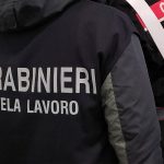 Lavoratore in nero scoperto in un negozio di Collesalvetti: attività sospesa