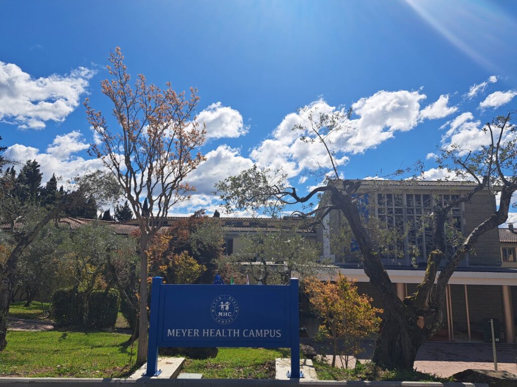 Meyer, attraverso un ciclo di incontri per genitori, dedicati al 'benessere digitale'