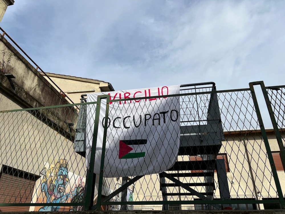 Occupazione Liceo Virgilio, FdI Empoli ai docenti: "La scuola deve promuovere il pensiero critico o diffondere posizioni ideologiche?"