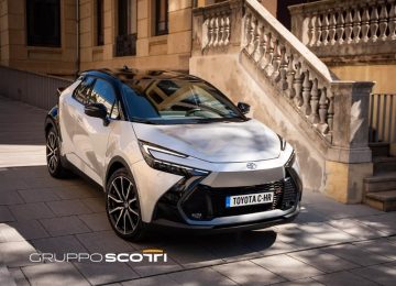 Ottobre è il mese perfetto per scegliere l'ibrido Toyota! Da Gruppo Scotti troverai la nuova C-HR e la Yaris Hybrid disponibili subito, con sconti fino a 8.000€.