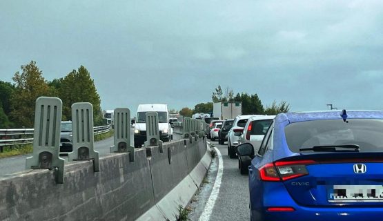 Pioggia: due incidenti e disagi sulla Fi-Pi-Li, oltre 3 km di coda a San Miniato verso Firenze e 5 km a Cascina