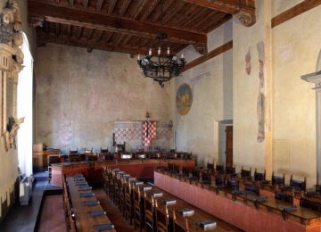 Pistoia, tensione al consiglio comunale: minacce di morte al presidente