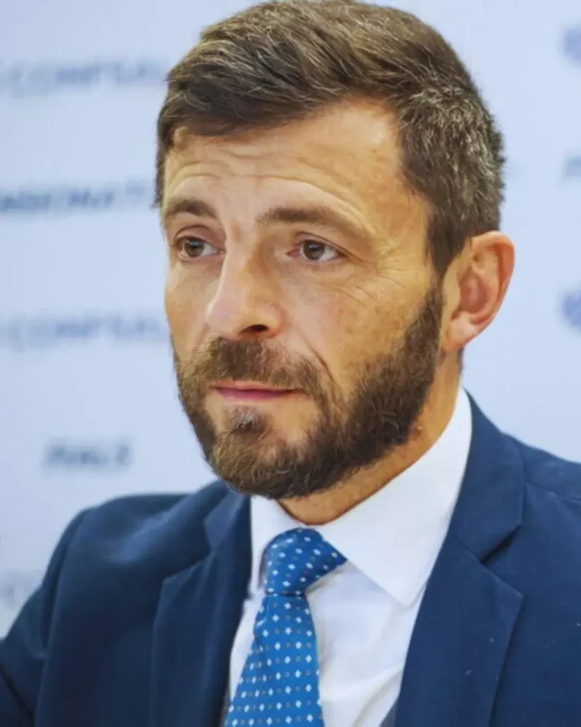 Politecnico di Milano: L'intelligenza artificiale come soluzione alle sfide demografiche in Italia