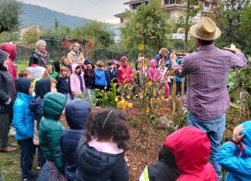 Ritornano i boschi didattici di Unicoop Firenze nelle scuole: il progetto arriva a Pistoia